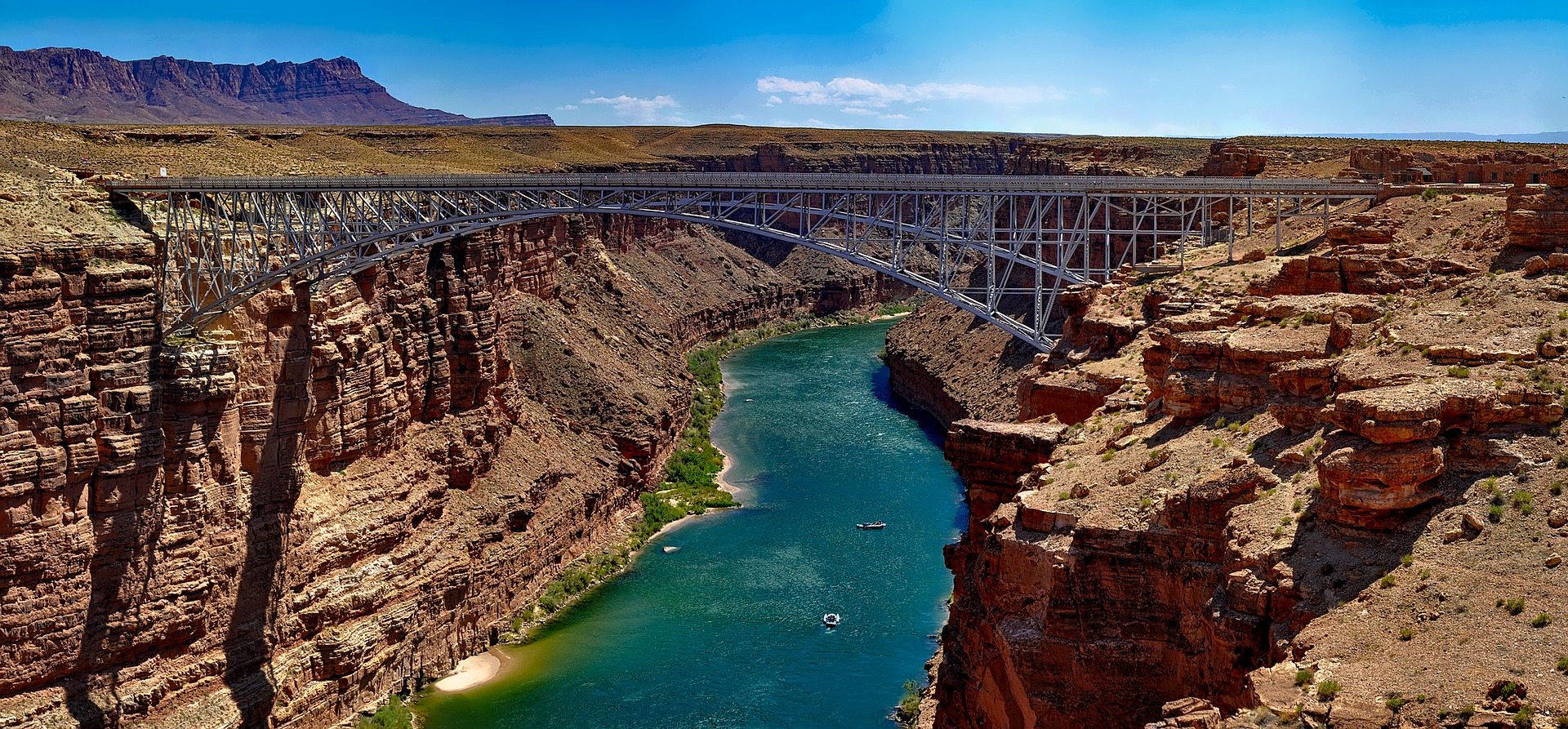 https://chamberbusinessnews.com/wp-content/uploads/2019/01/colorado-river-1719786_1920.jpg
